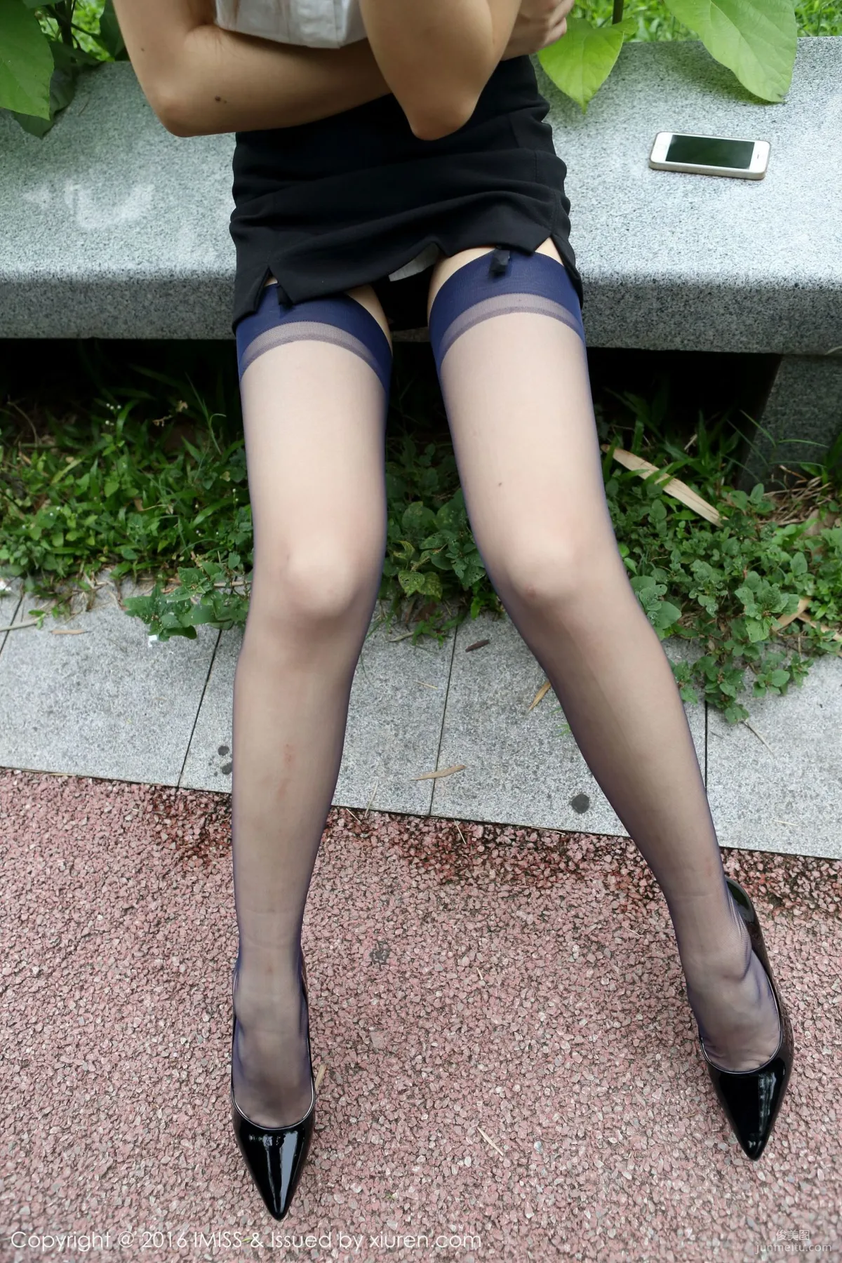 Winki Siji, OL Stockings Legs Street Snap + Qipao Stockings Series [IMISS] Vol.098 Photo Set photo 22