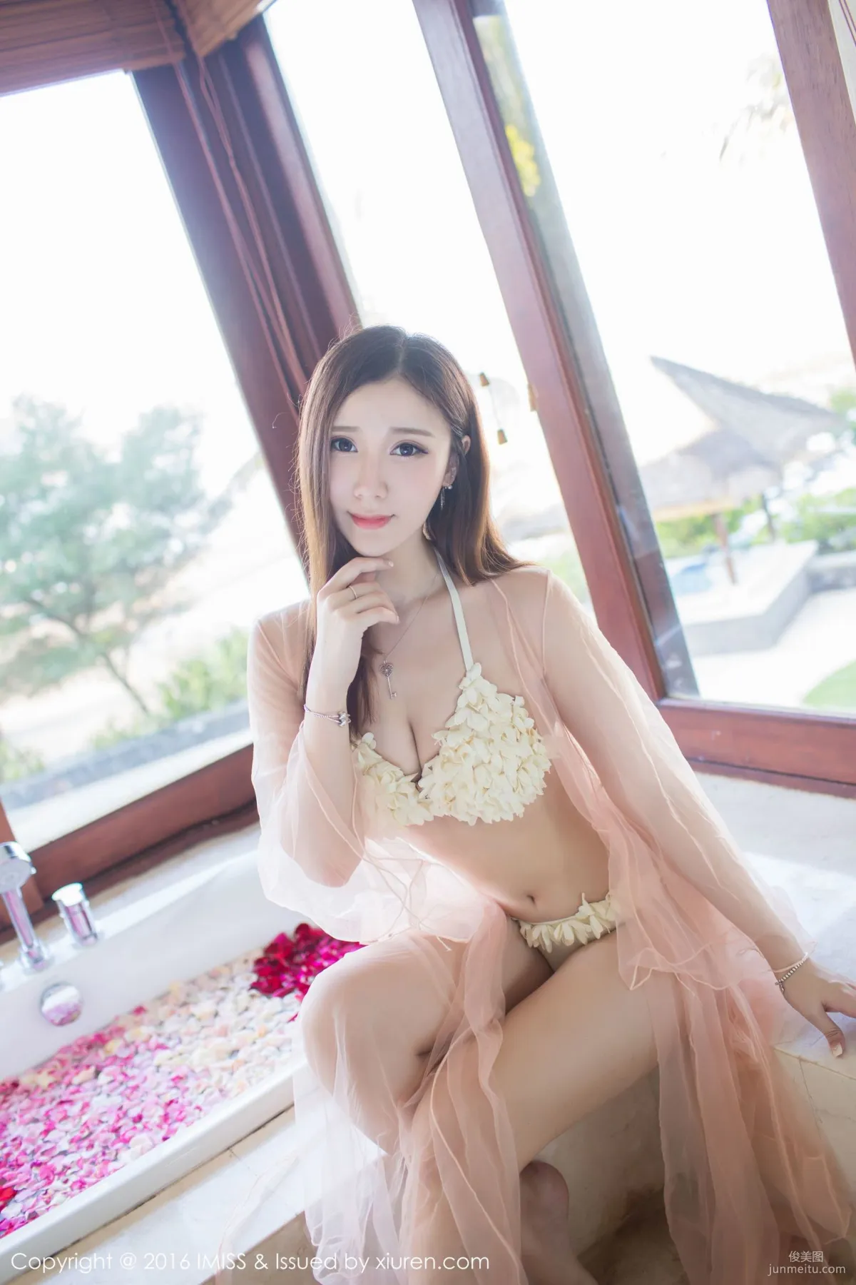 Elegant Goddess @Miaomiao Mengmeng Da, Bali Travel Shoot [IMISS] Vol.102 Photo Set photo 11