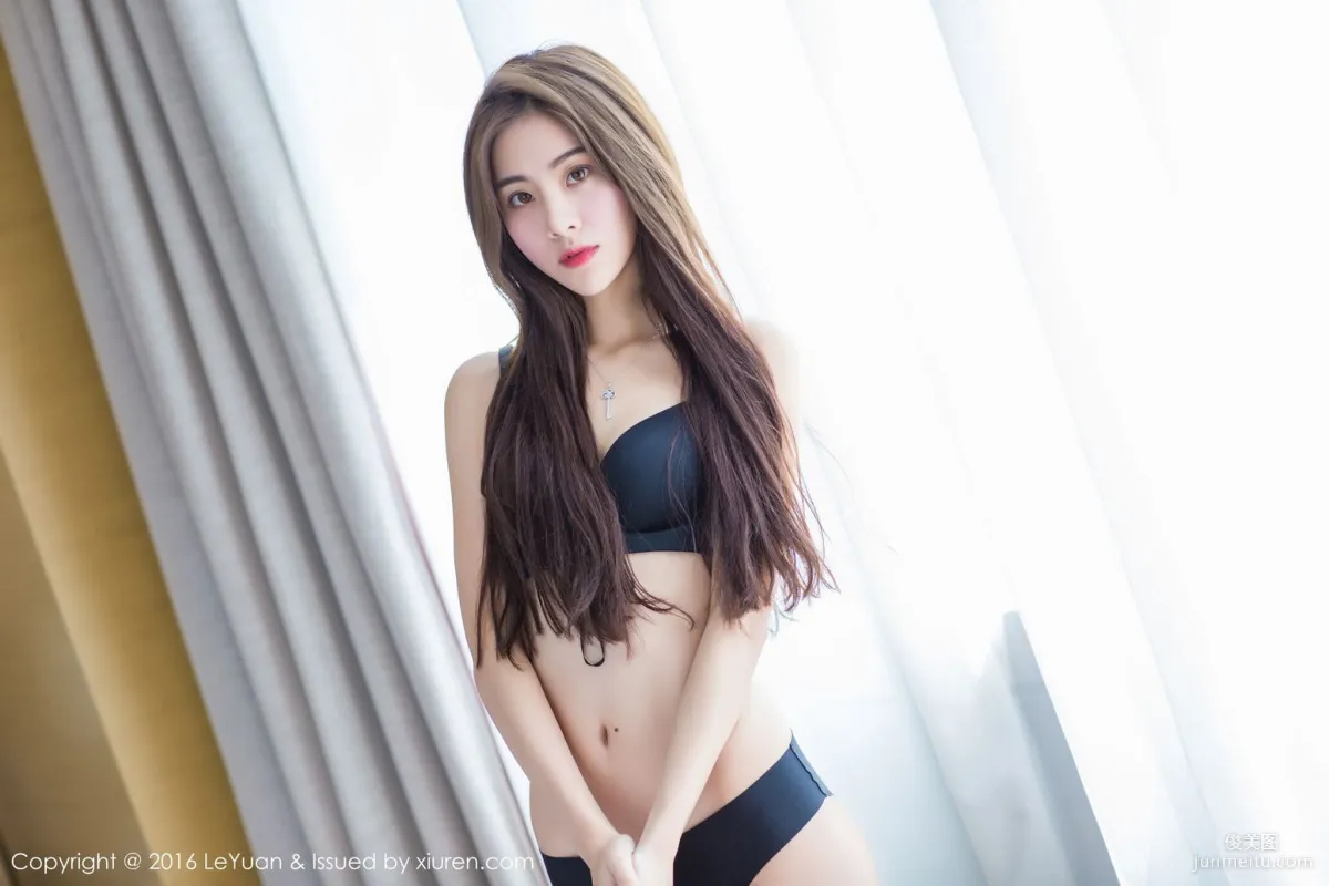 Fei Er, Goddess Bathed in Soft Sunlight [LeYuan] Vol.018 Photo Set photo 28