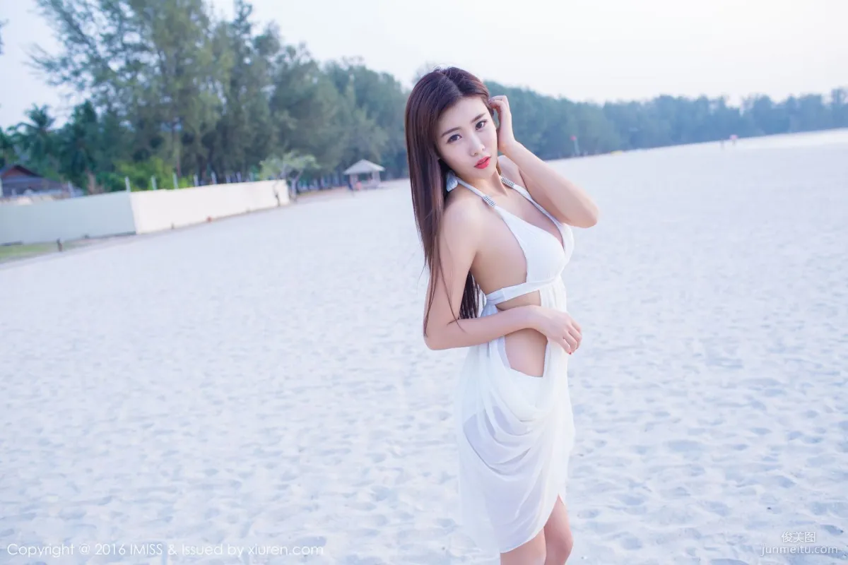 Cheng Xiaofan, Pink Outfit + White Skirt Outdoor Shoot [IMISS] Vol.086 Photo Set photo 26