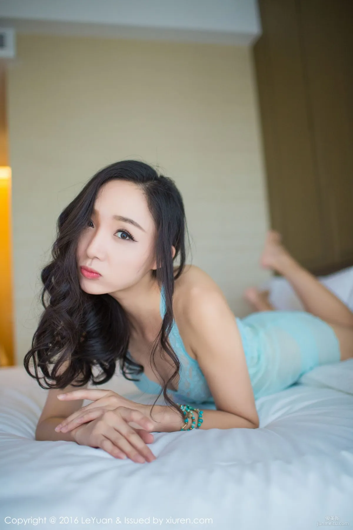 Beibei maggie, Slender Legs, Graceful and Tall Figure [LeYuan] Vol.009 Photo Set photo 39