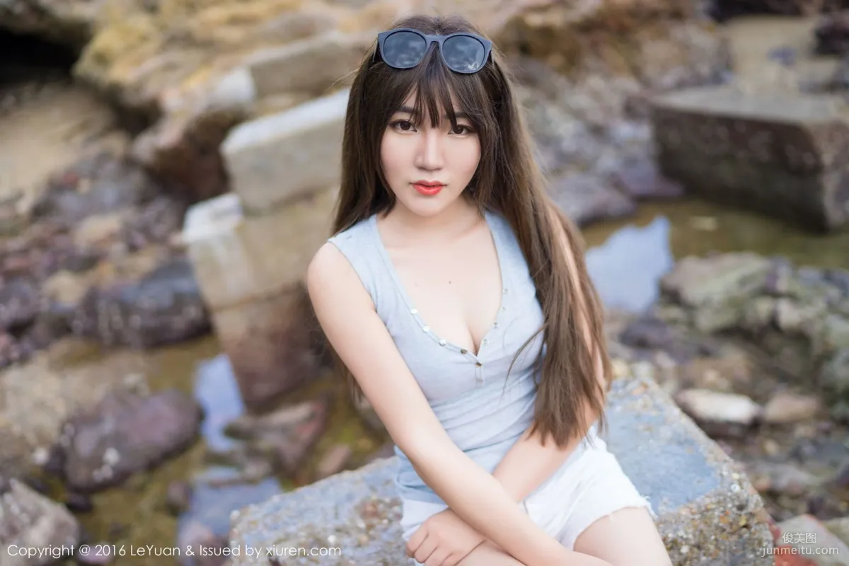 Leng Buding, Beach Outdoor Shoot [LeYuan] Vol.011 Photo Set photo 44