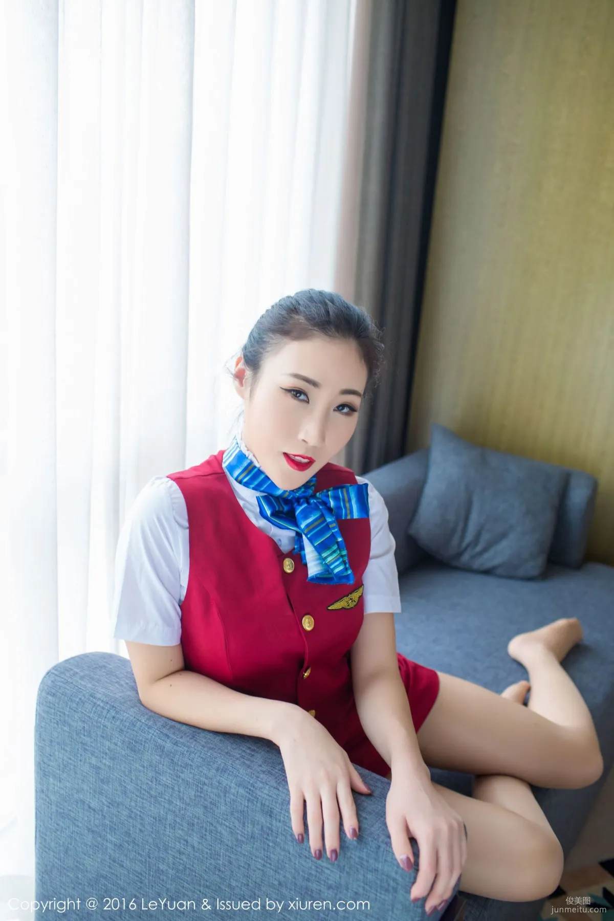 Wendy Zhi Xiu, Flight Attendant Uniform + Tempting Stockings [LeYuan] Vol.021 Photo Set photo 8