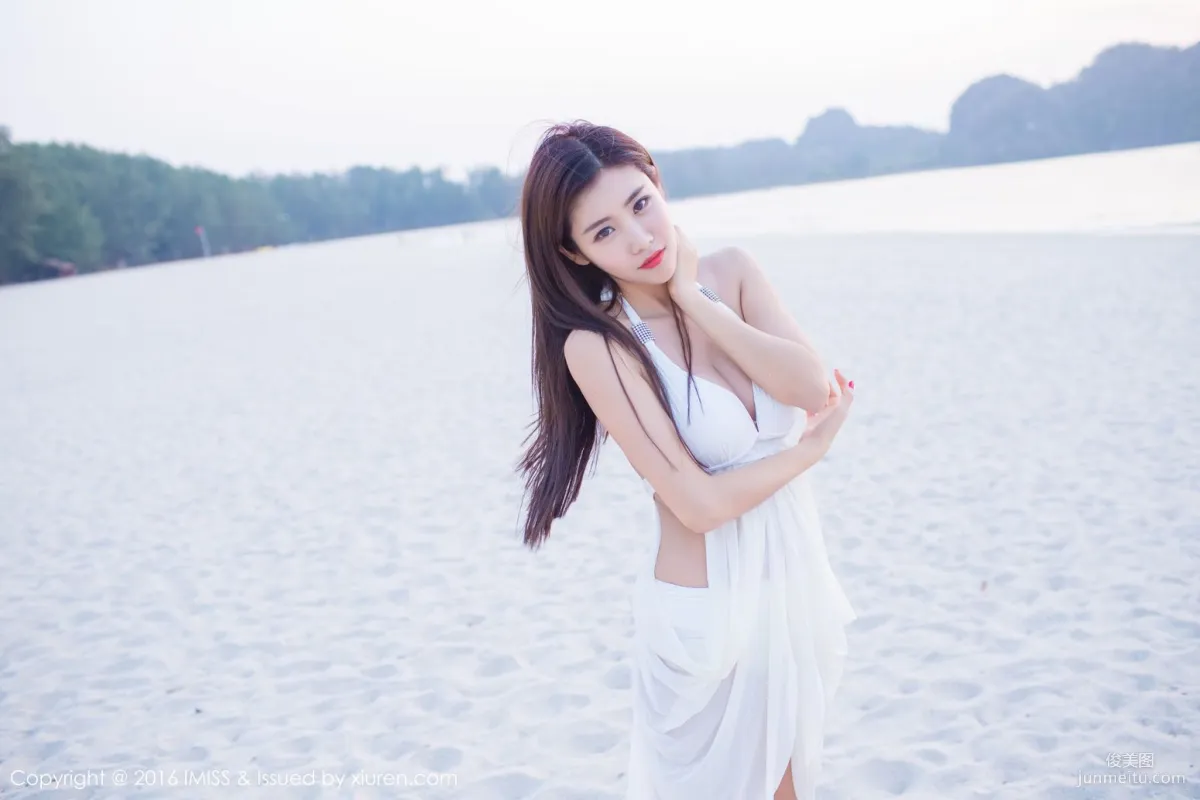 Cheng Xiaofan, Pink Outfit + White Skirt Outdoor Shoot [IMISS] Vol.086 Photo Set photo 37