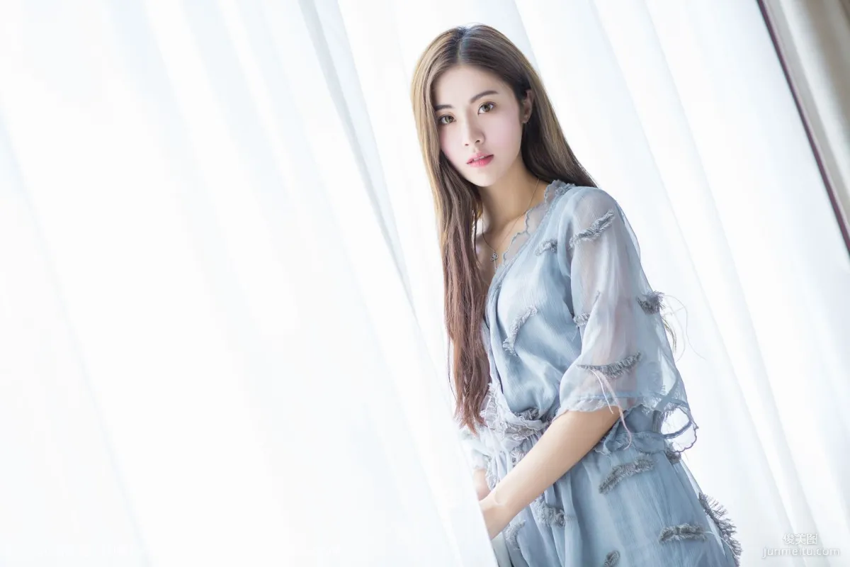 Fei Er, Goddess Bathed in Soft Sunlight [LeYuan] Vol.018 Photo Set photo 6