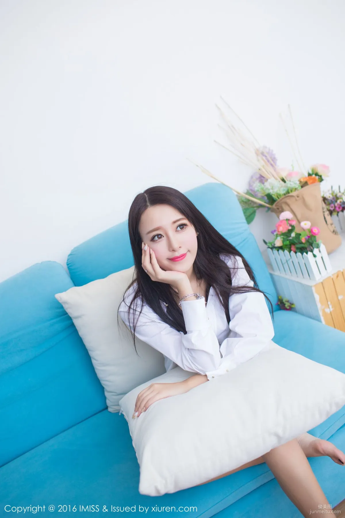 Wang Manni HaoQ "Sexy Pajamas + White Shirt Series" [IMISS] Vol.137 Photo Set photo 2