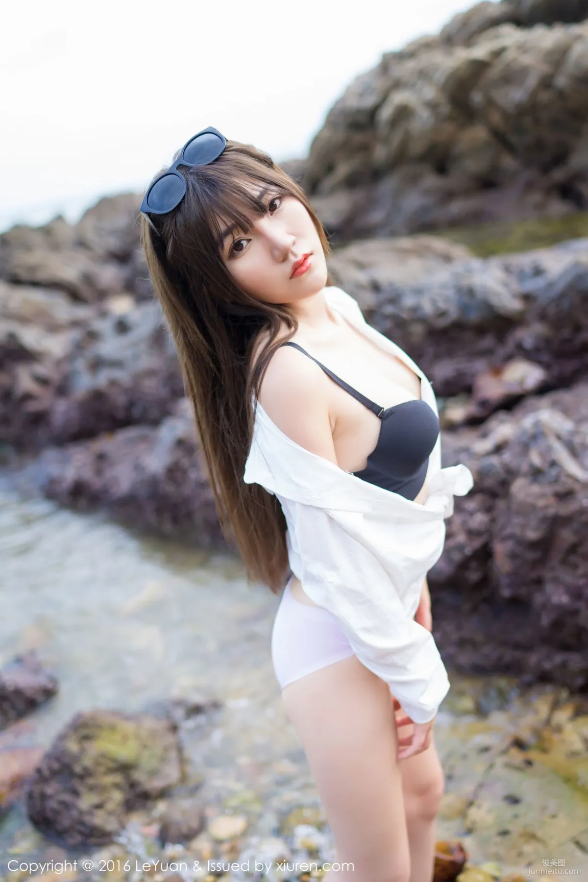 冷不丁《比基尼+白衬衫诱惑》 [星乐园LeYuan] Vol.012 写真集4