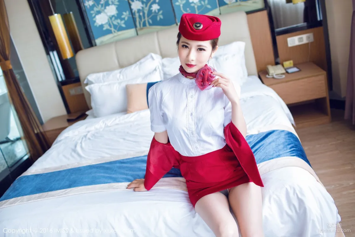 Lili Lily 'Bunny Girl, Flight Attendant Uniform + School Swimsuit Wet Series' [IMISS] Vol.082 Photo Set photo 14