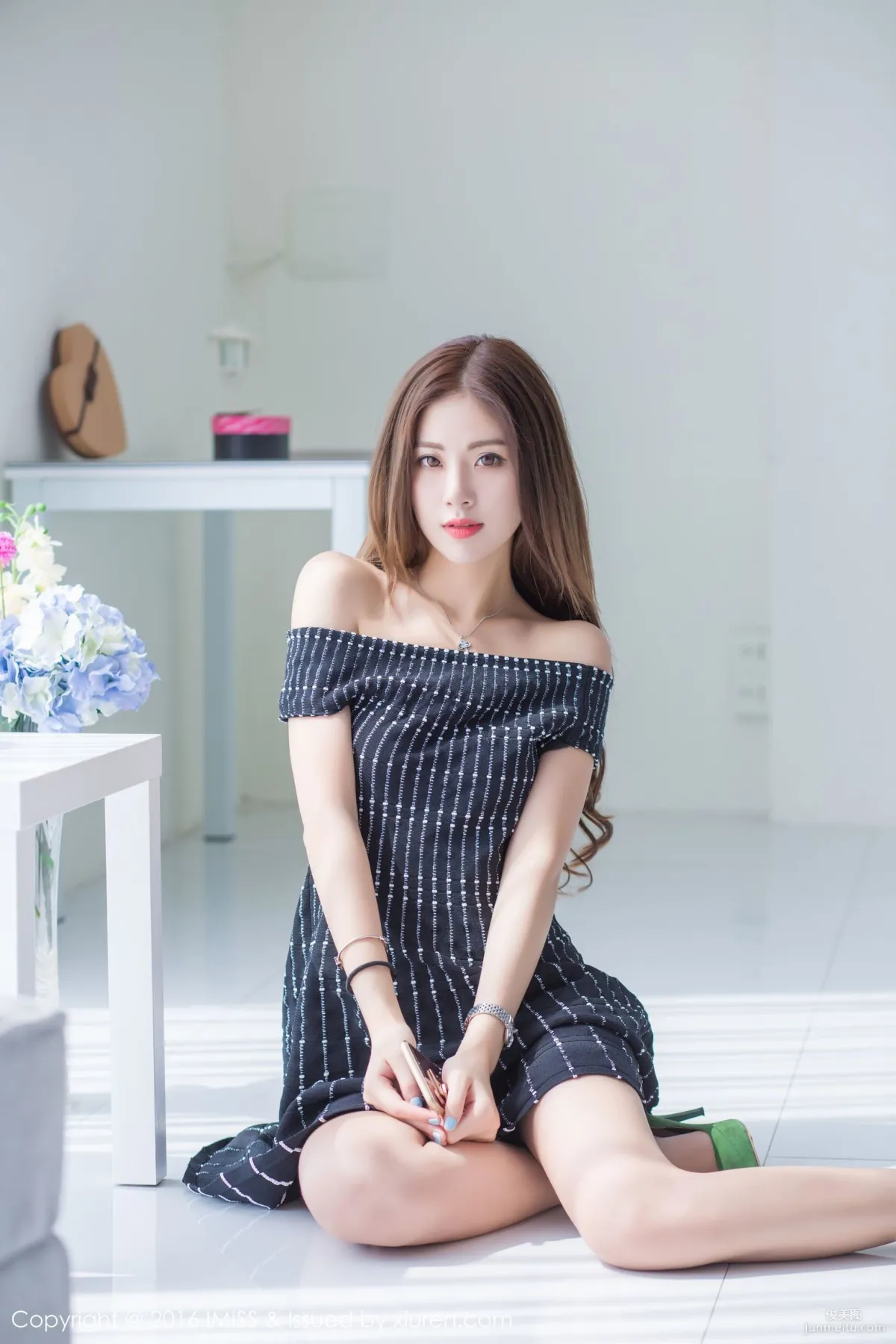 Fei Er Slim and Graceful, Delightfully Beautiful [IMISS] Vol.090 Photo Set photo 37