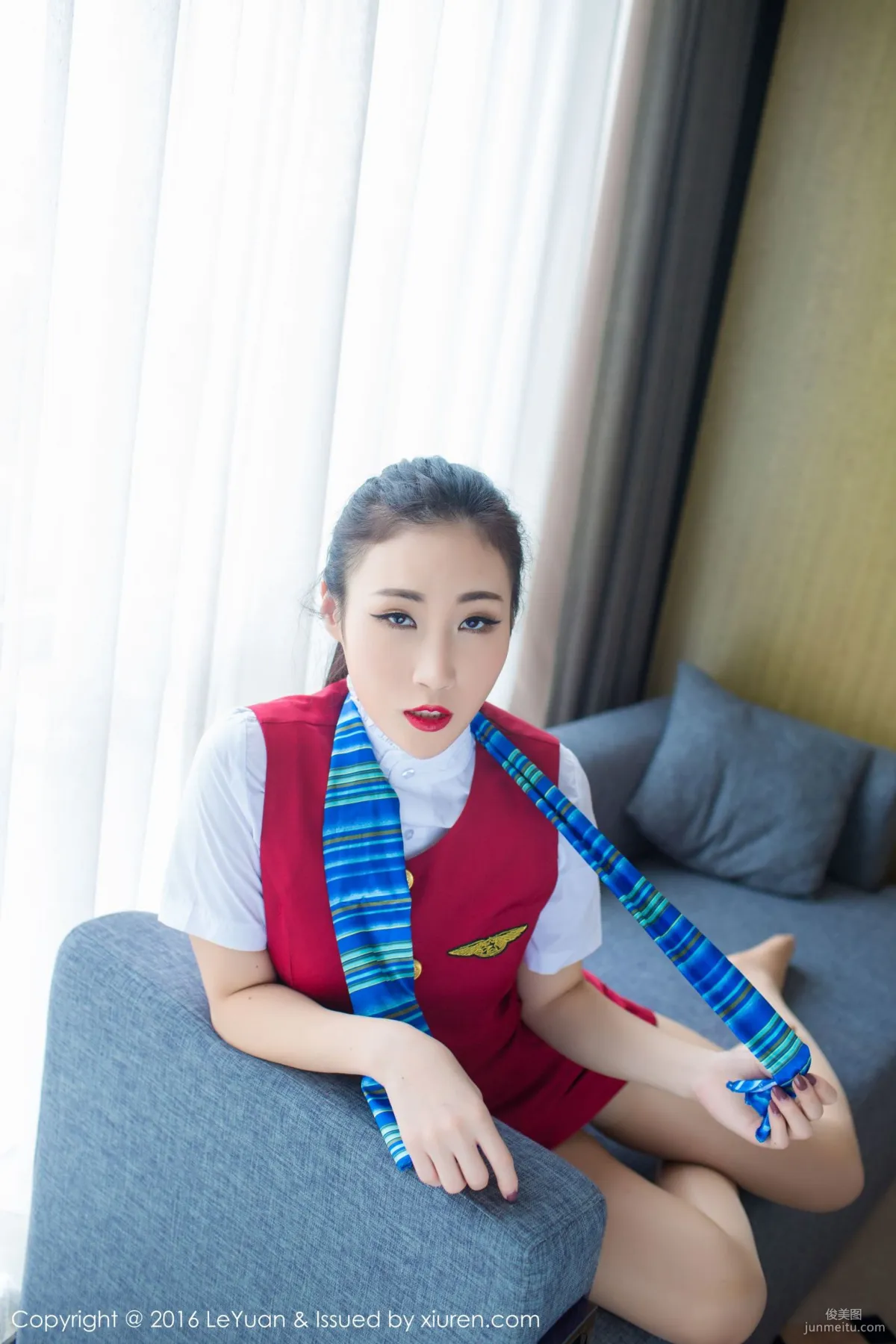 Wendy Zhi Xiu, Flight Attendant Uniform + Tempting Stockings [LeYuan] Vol.021 Photo Set photo 10
