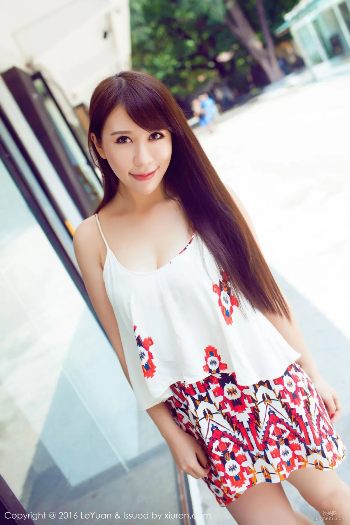 Ai Wei 'Fresh and Light Street Snap Series' [LeYuan] Vol.020 Photo Set photo 1