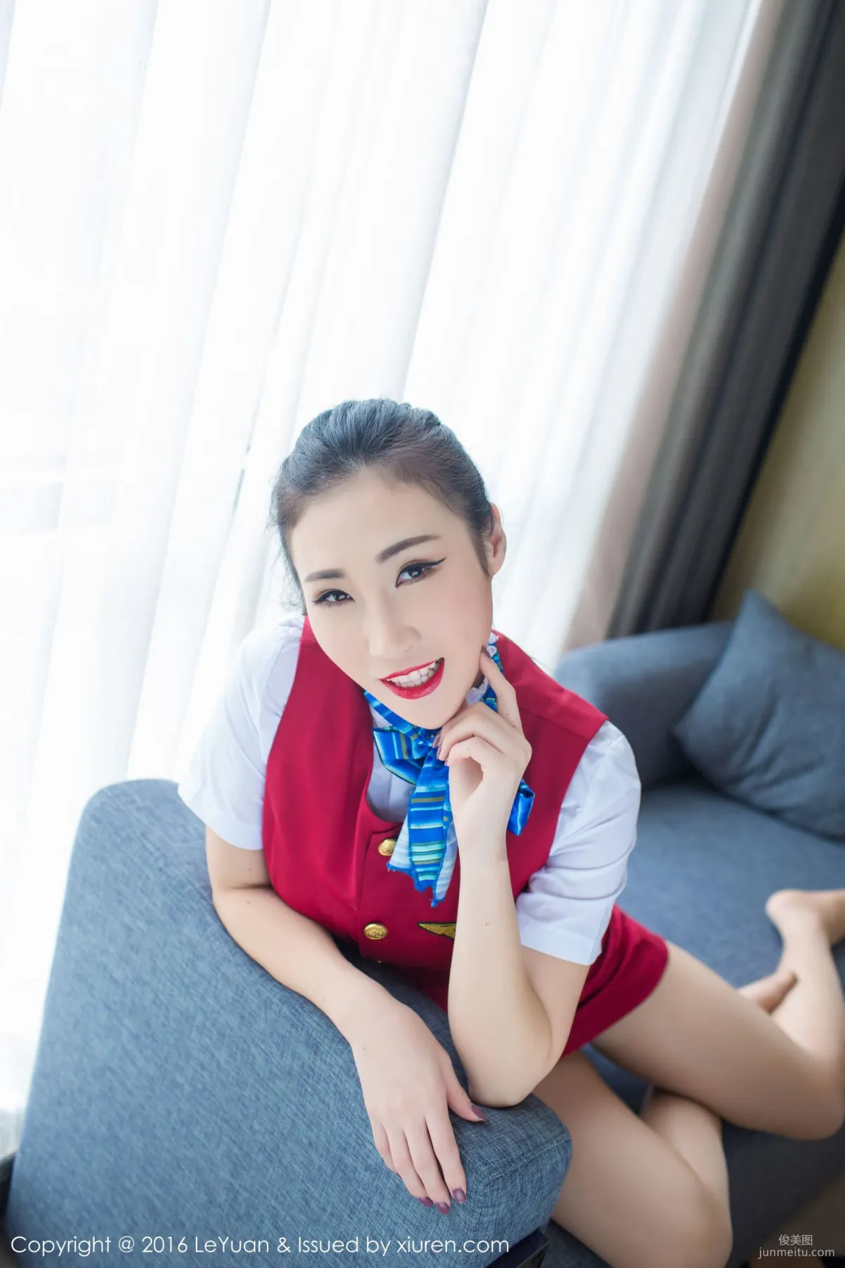 Wendy Zhi Xiu, Flight Attendant Uniform + Tempting Stockings [LeYuan] Vol.021 Photo Set photo 9