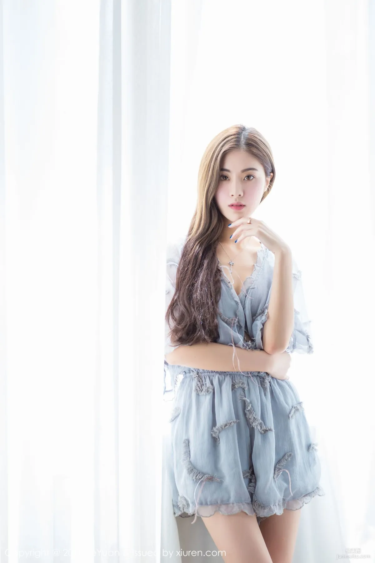 Fei Er, Goddess Bathed in Soft Sunlight [LeYuan] Vol.018 Photo Set photo 3