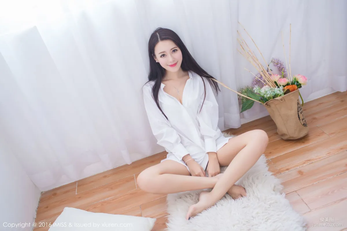 Wang Manni HaoQ "Sexy Pajamas + White Shirt Series" [IMISS] Vol.137 Photo Set photo 11