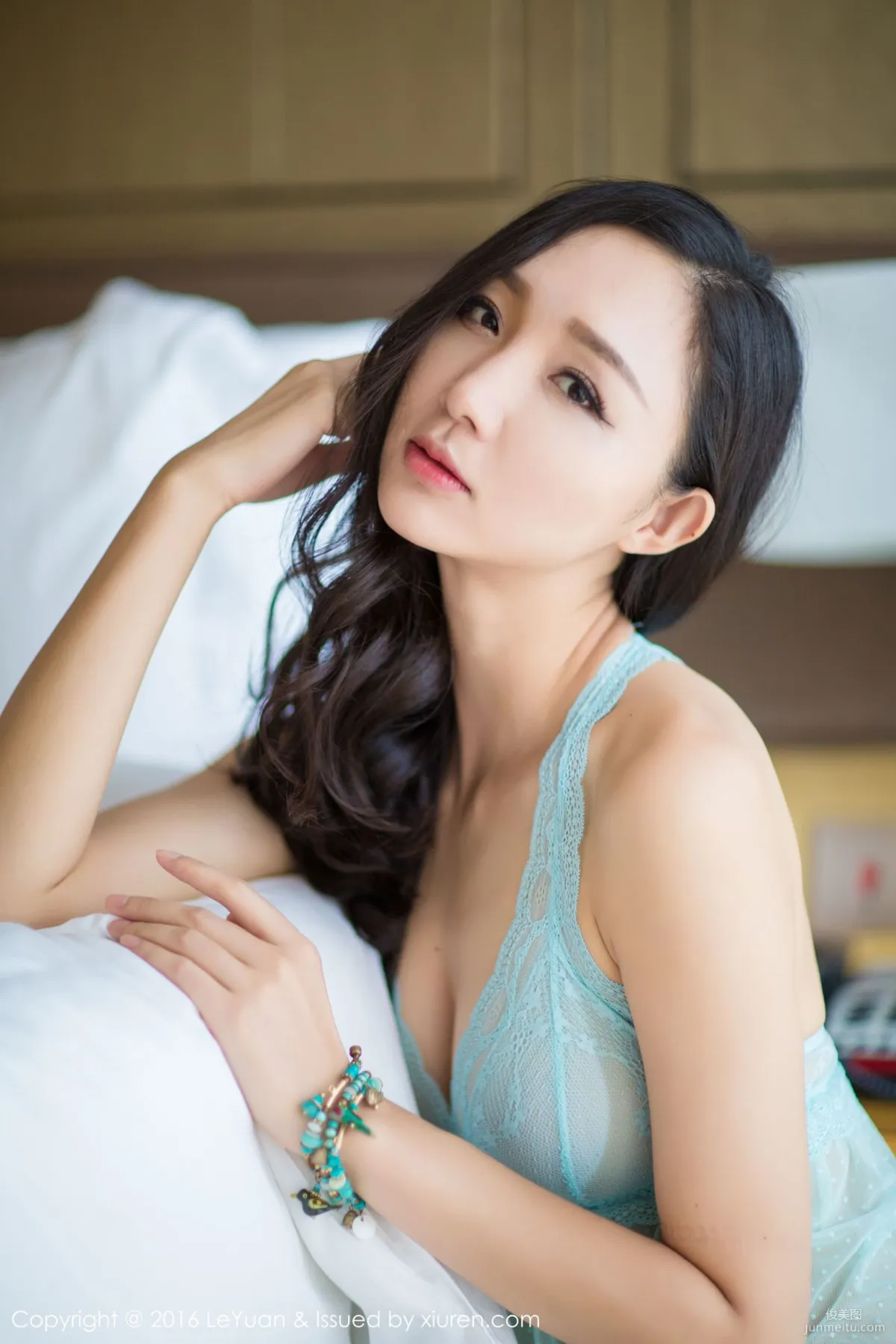 Beibei maggie, Slender Legs, Graceful and Tall Figure [LeYuan] Vol.009 Photo Set photo 33