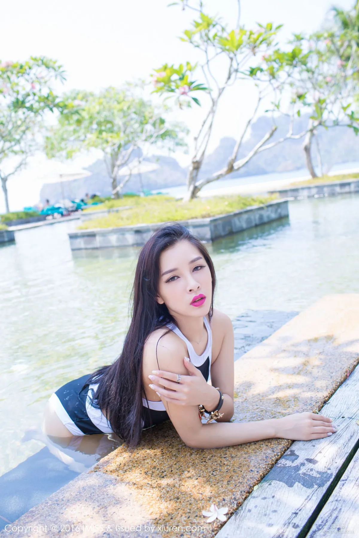 Dai Xiaowei《Bikini + School Swimsuit Series》 [IMISS] Vol.085 Photo Set photo 27