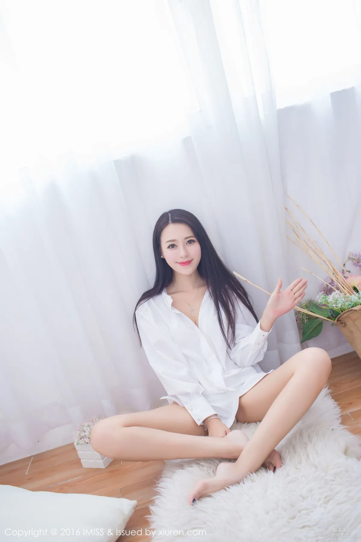Wang Manni HaoQ "Sexy Pajamas + White Shirt Series" [IMISS] Vol.137 Photo Set photo 14
