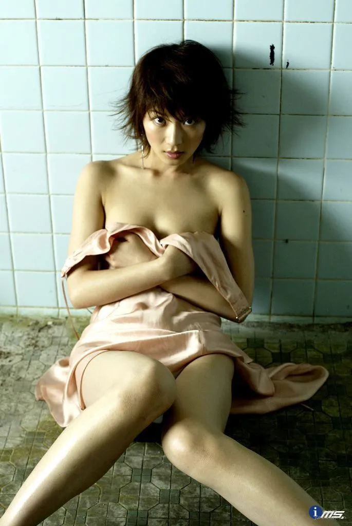 [@misty] No.046 Aya Onoue 尾上綾 写真集25
