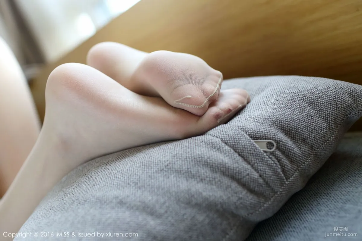 Winki Siji, Original Ecology Stockings and Beautiful Feet Benefits [IMISS] Vol.123 Photo Set photo 18