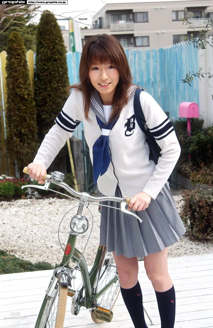 Towa Aino あいの之わ 《Nine Clothes》 [Graphis] Gals 写真集3