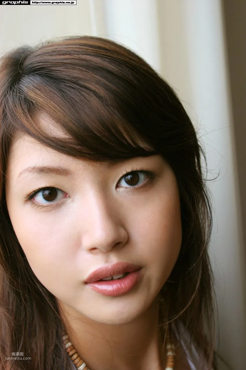 [Graphis] First Gravure 初脱ぎ娘 佐藤江梨花 写真集9