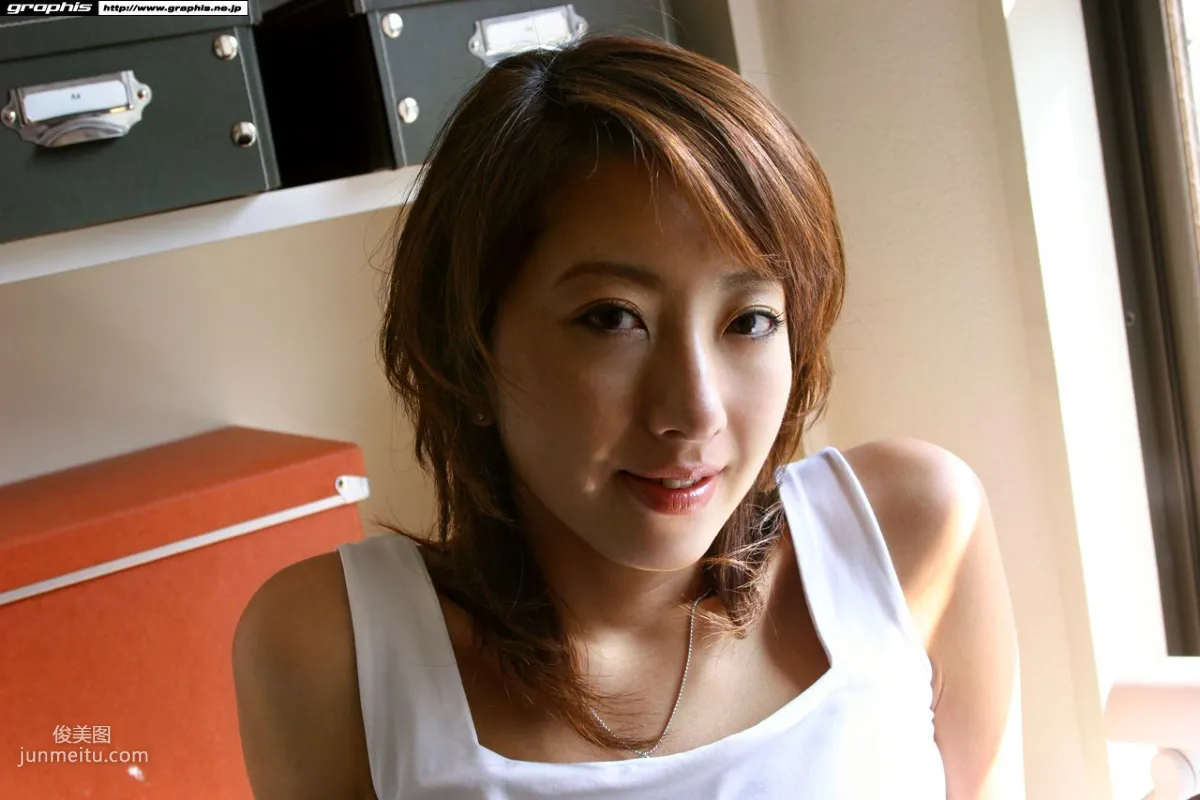 [Graphis] First Gravure Freshly Stripped Girl Jyuri Kanou, Jyuri Kanou Photo Set photo 13