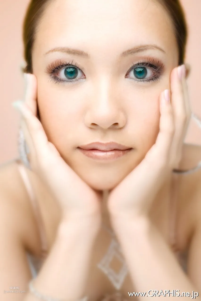 椎名れいか《Sprinkled Jewel》 [Graphis] Gals 寫真集 34