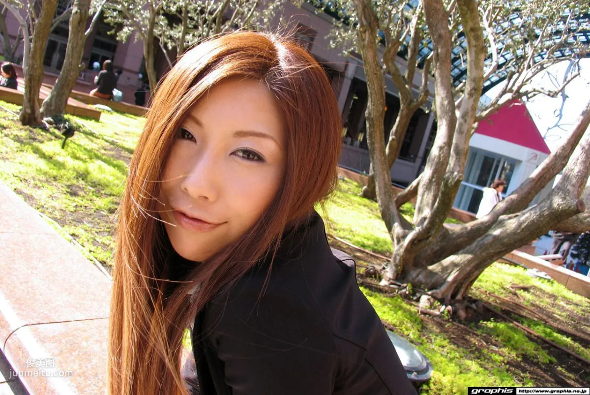 Seira Misaki: Graphis First Gravure photo 5