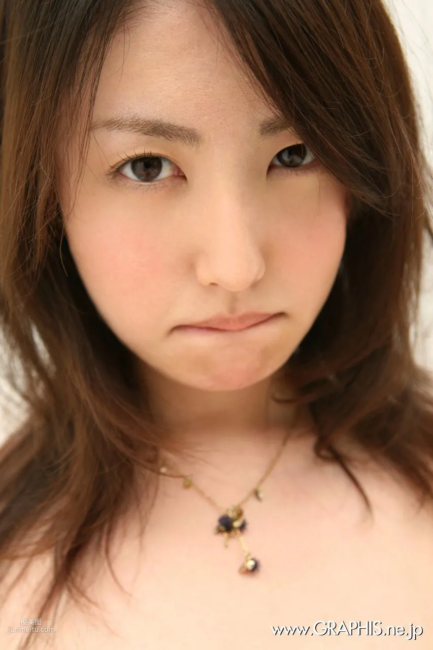 Takako Kitahara: Graphis First Gravure photo 19