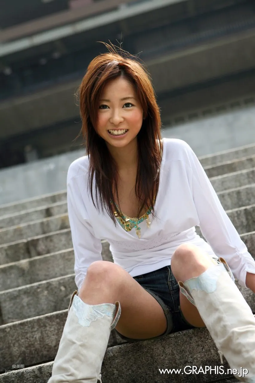 Nana Otone [Graphis] First Gravure, First Nude Girl Photo Set photo 6