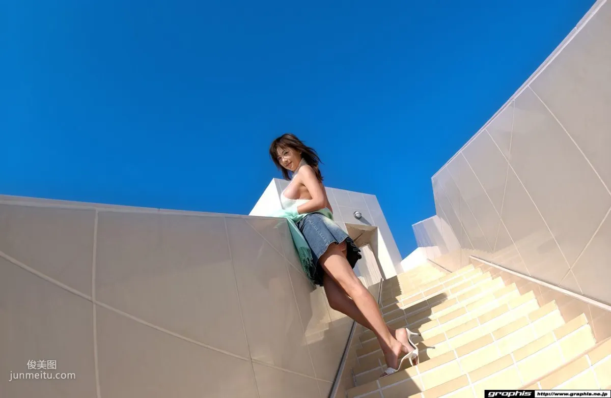 Shun Aika: Graphis Tiny Stroll Gals photo 3