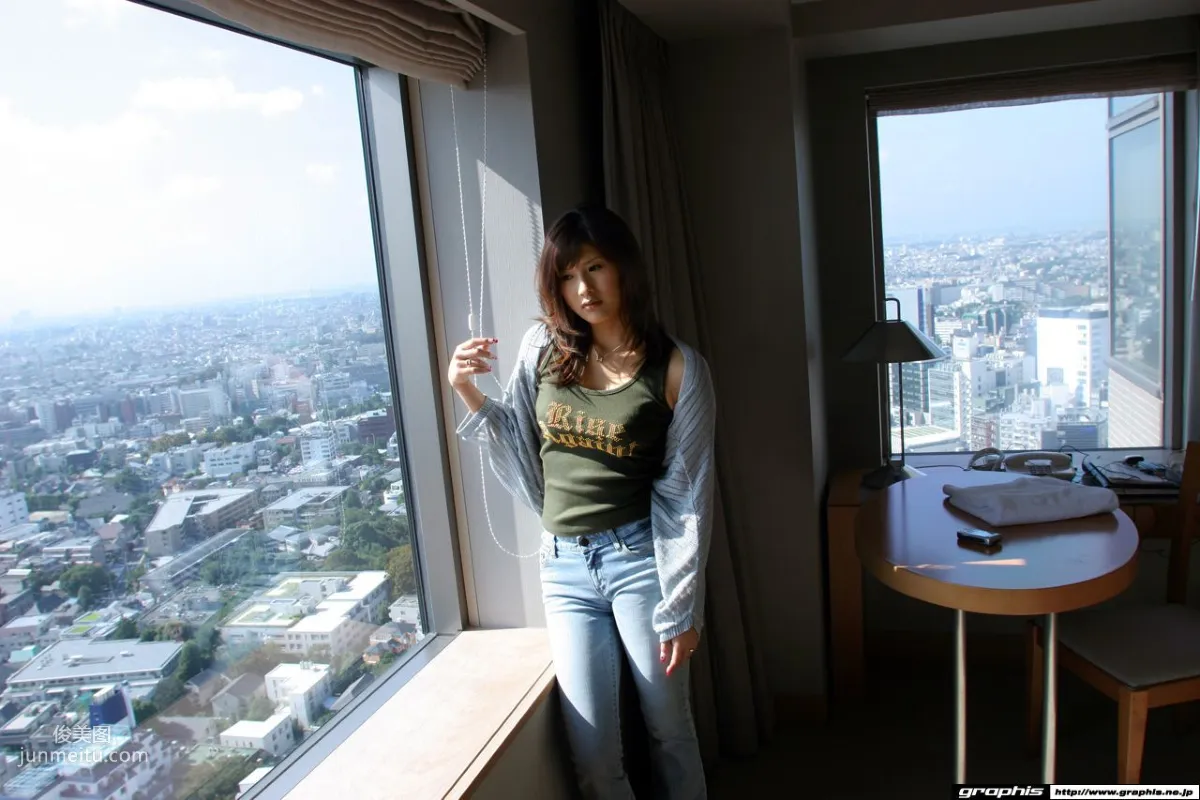 Sara Tsukigami 月神サテ [Graphis] First Gravure 初脱ぎ娘 写真集7