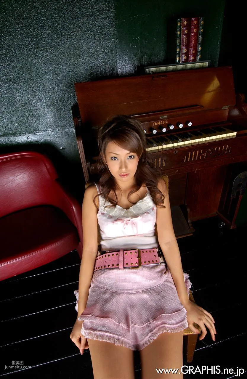 吉崎直緒《Enhanced Holiday》 [Graphis] Gals 寫真集 21