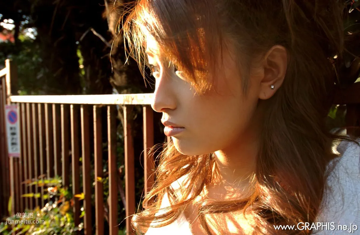 吉崎直緒《Enhanced Holiday》 [Graphis] Gals 寫真集 16
