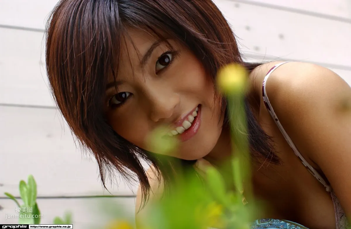 涼果りん/凉果铃《Things Falling》 [Graphis] Gals 写真集16
