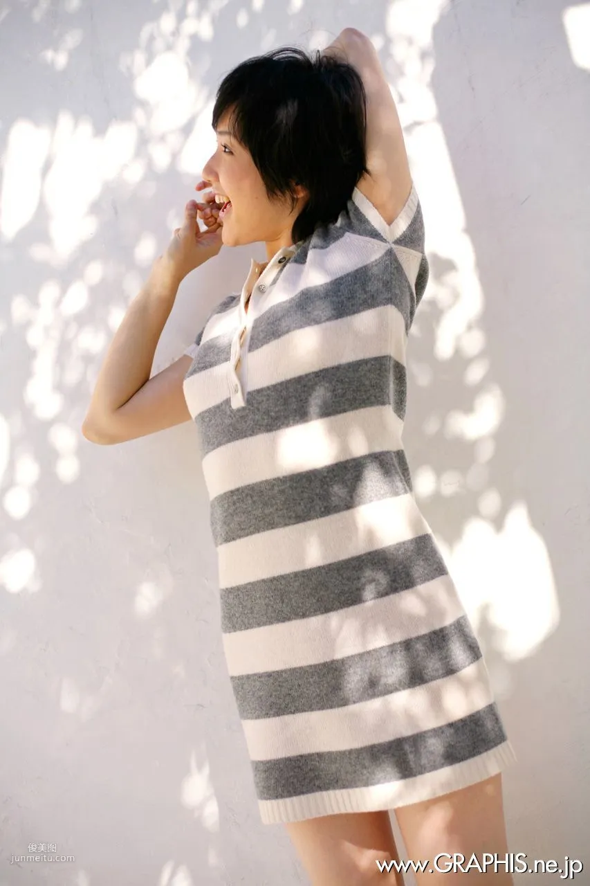 Uran Minami [Graphis] First Gravure, First Nude Girl Photo Set photo 13