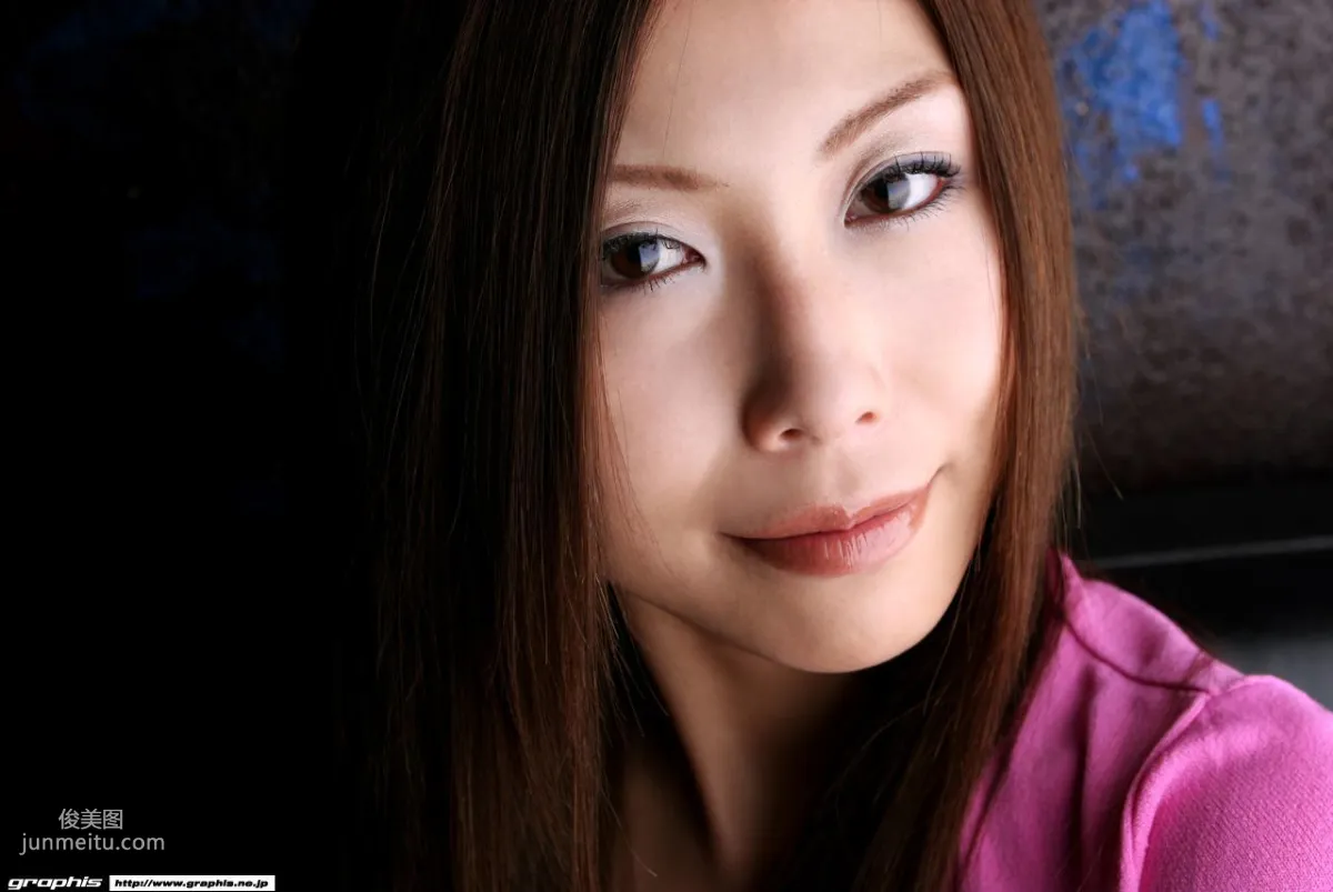 Seira Misaki: Graphis First Gravure photo 18