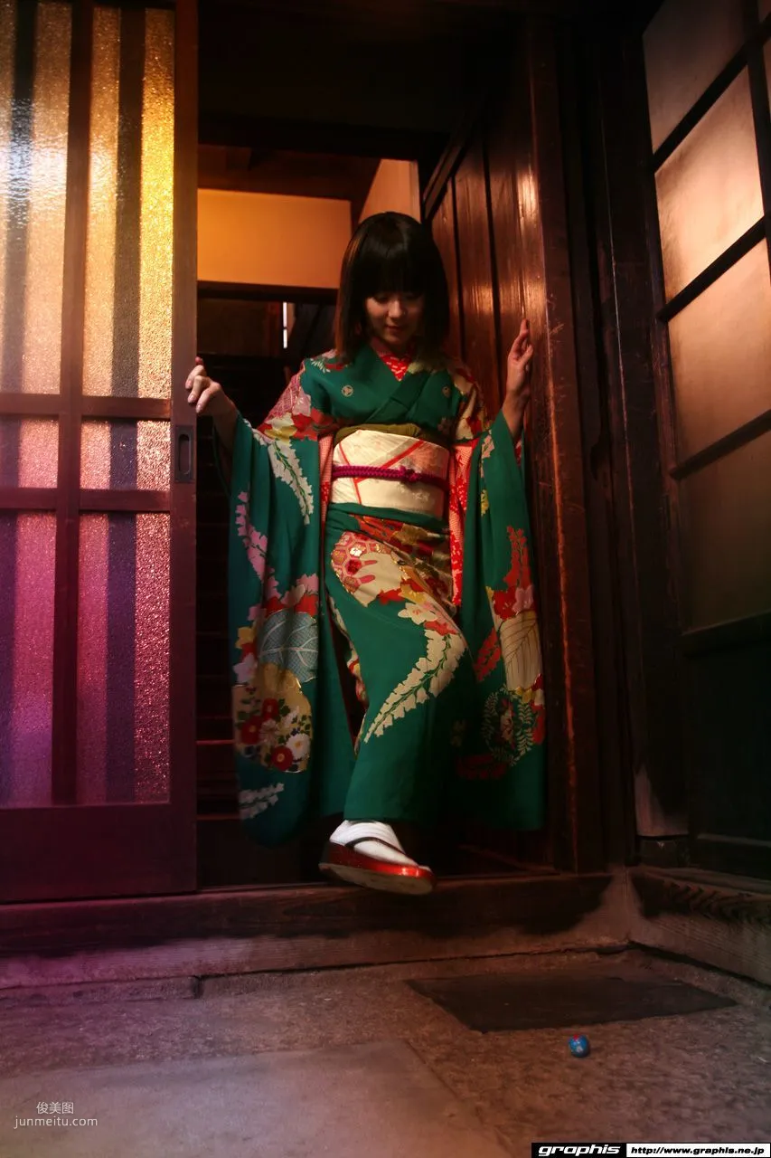 恋野恋《Eanadu Hath Come》 [Graphis] Gals 写真集14