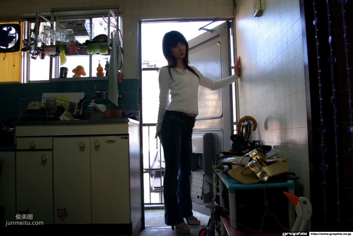 Erina: Graphis First Gravure photo 4
