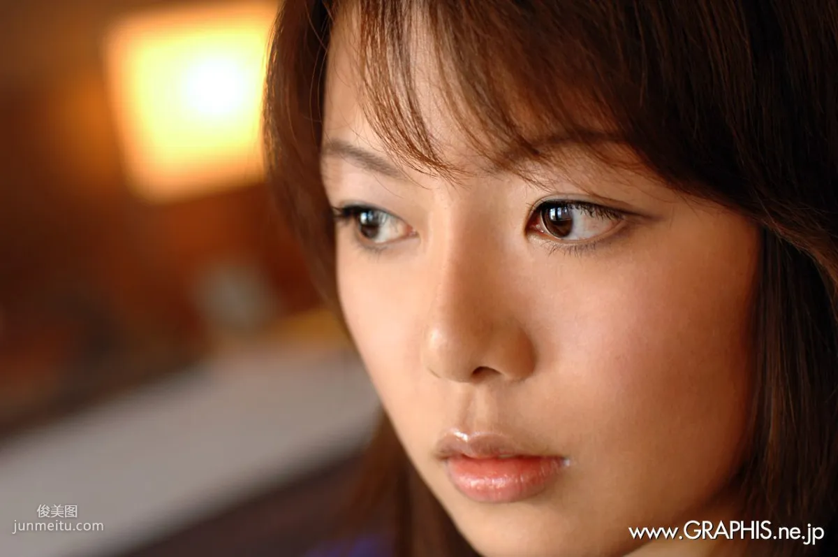 Yuna Asai: Graphis First Gravure photo 12