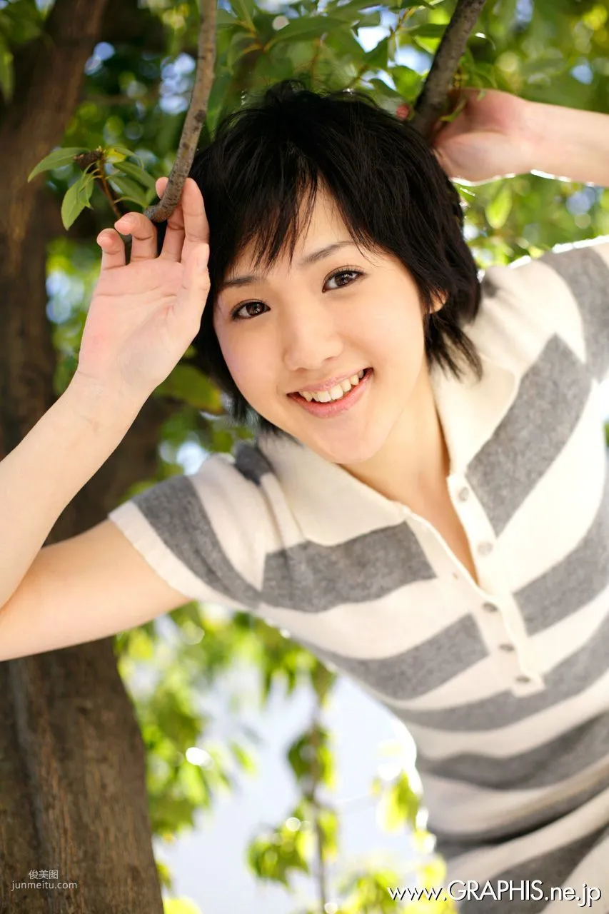 Uran Minami [Graphis] First Gravure, First Nude Girl Photo Set photo 12
