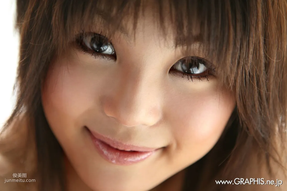[Graphis] First Gravure, First Nude Girl Azumi Harusaki Photo Set photo 19