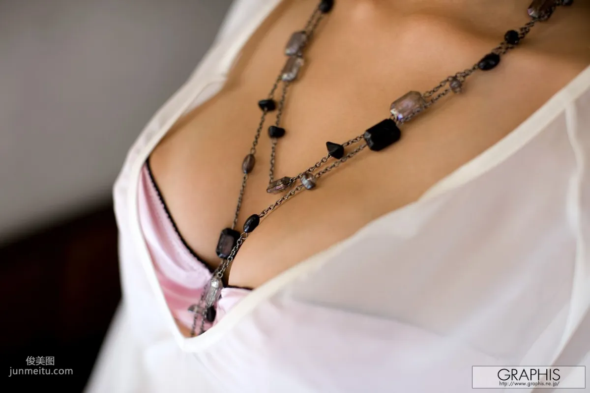 Kazuki Asou: Graphis First Gravure photo 24