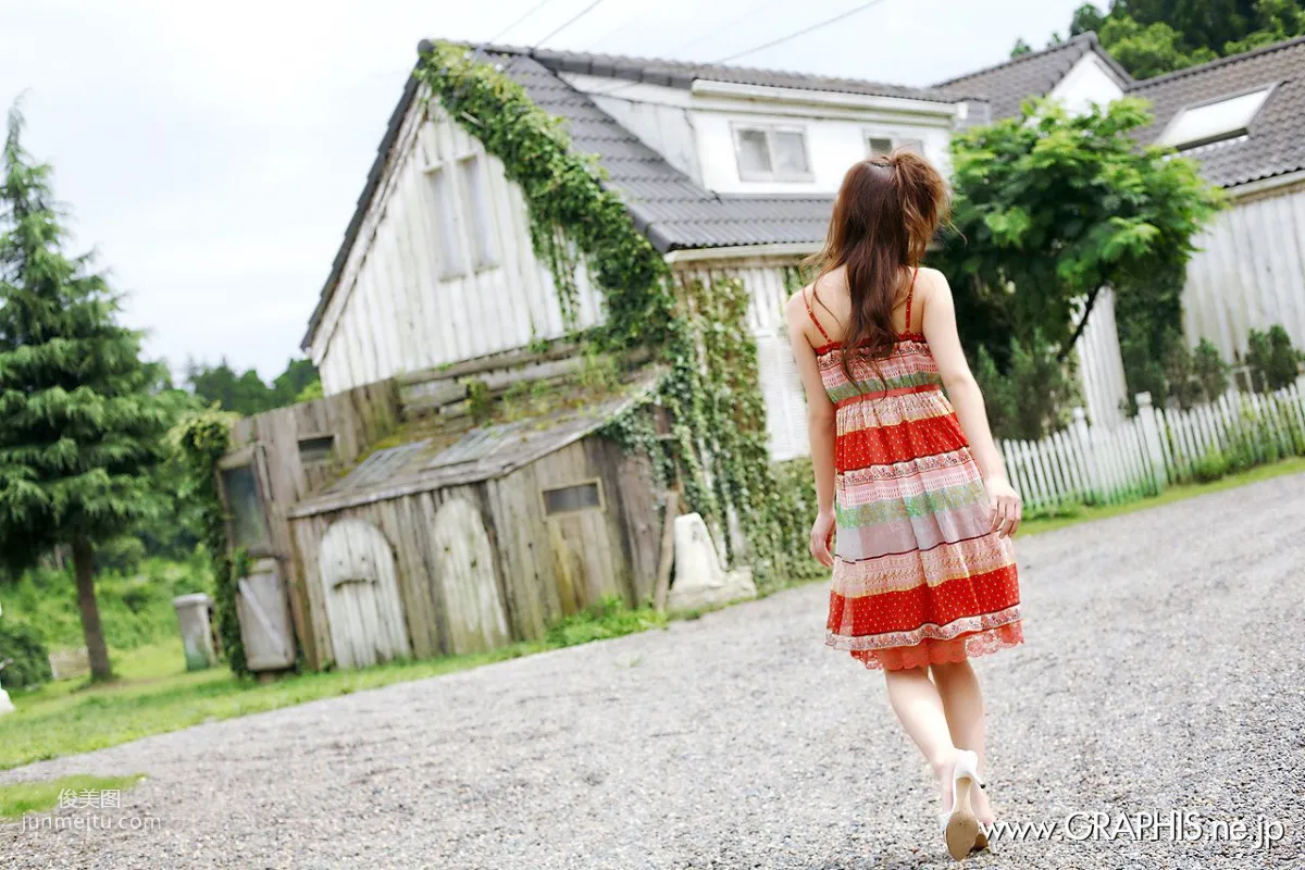 Ayumi Kobayashi [Graphis] First Gravure, First Nude Girl Photo Set photo 12