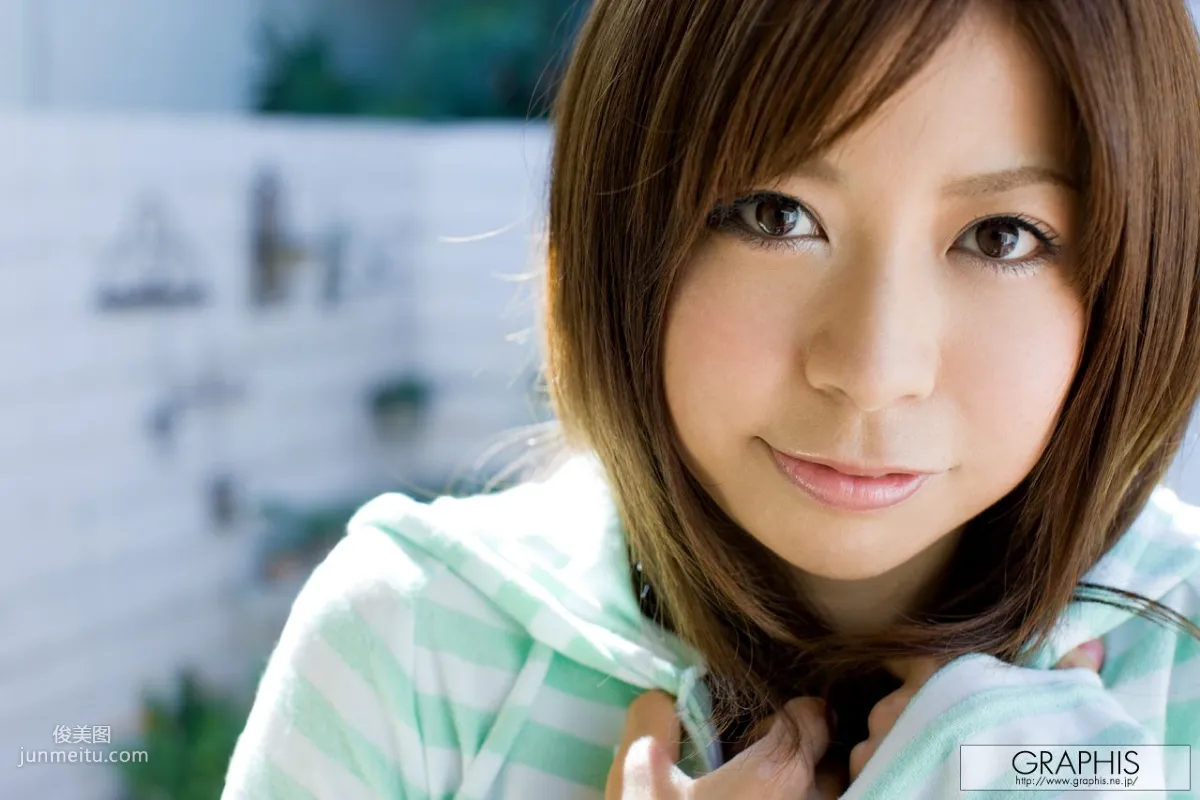 Miu Aikawa: Graphis First Gravure photo 13