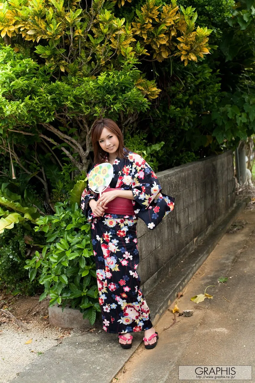 Akina: Graphis Sunshine Gals photo 14