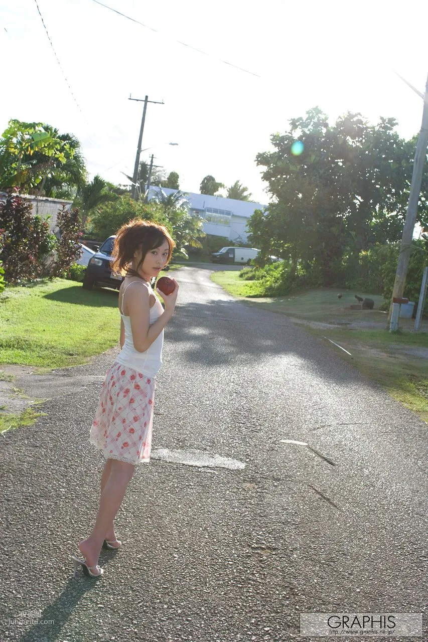 吉原ミィナ/吉原美那 [Graphis] First Gravure 初脱ぎ娘 写真集1