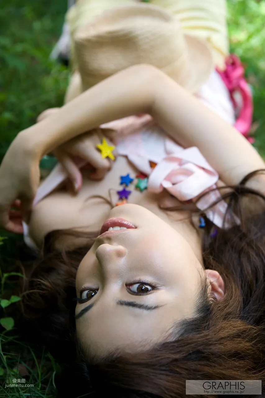 Miyuki Yokoyama, White Snow [Graphis] Gals Photo Set photo 5