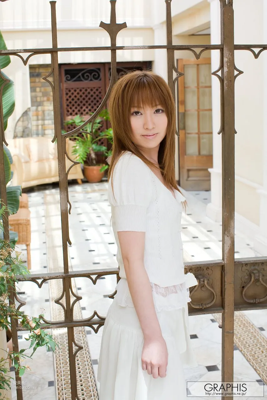Miyu Nakai [Graphis] First Gravure, First Nude Girl Photo Set photo 1