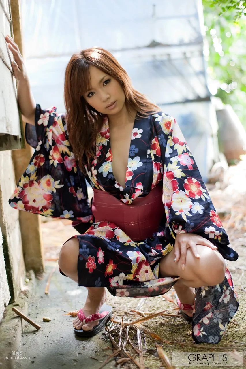 Akina: Graphis Sunshine Gals photo 19